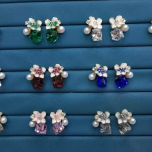 Crystal Flower Korean Earrings – Elegant Floral Design | Crafted To Perfection With Dazzling Crystal Petals That Catch Every Light Beautifully - PJT986
